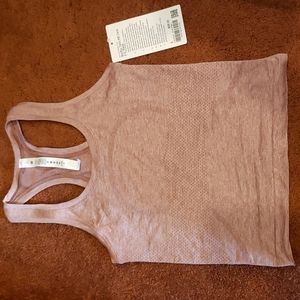 Lululemon Swiftly Race Length Size 2